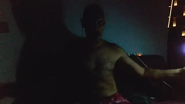 Avamereandmikel online show from 06-21-26, 12:38
