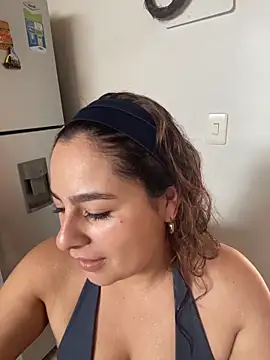 Gabriela-Parker  online show from 12-04-25, 06:18