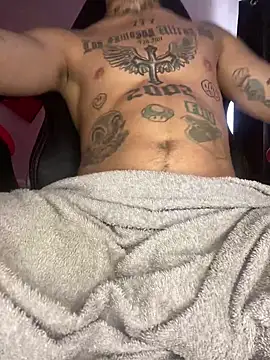 Junihn0 online show from 01-22-25, 06:52