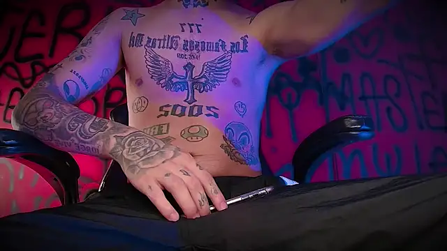 Junihn0 online show from 02-12-25, 09:10