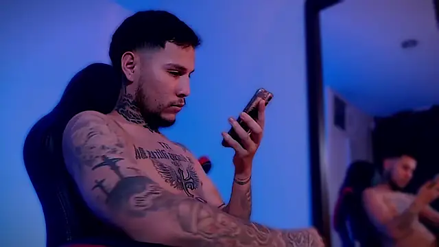 Junihn0 online show from 09-12-25, 09:03