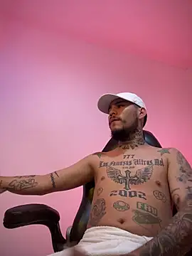 Junihn0 online show from 11-11-25, 09:09