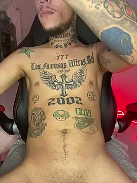 Junihn0 online show from 01-13-25, 05:55