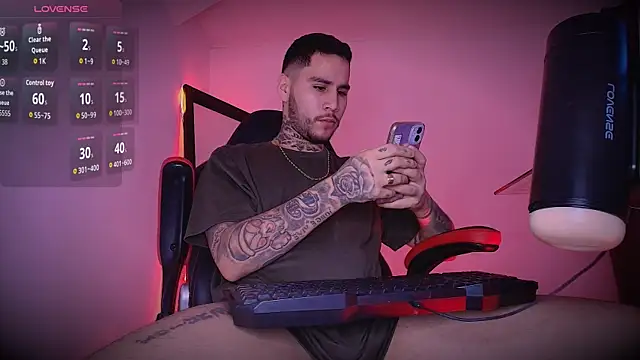 Junihn0 online show from 01-08-26, 07:09