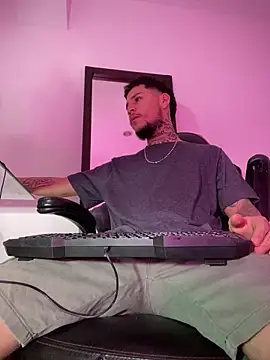 Junihn0 online show from 10-04-25, 09:16