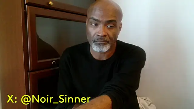 Snapshot of sinnernoir chatting on 04-28-26, 10:14 sinnernoir online show from 04-28-26, 10:14