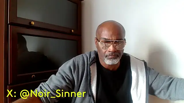 Snapshot of sinnernoir chatting on 04-30-26, 09:41 sinnernoir online show from 04-30-26, 09:41