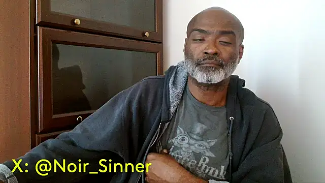 Snapshot of sinnernoir chatting on 05-11-26, 12:50 sinnernoir online show from 05-11-26, 12:50