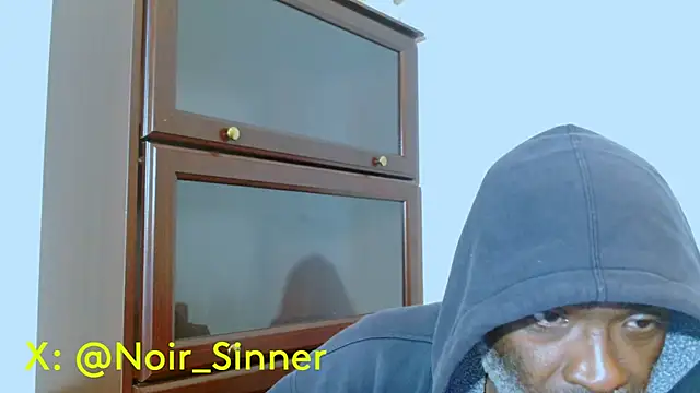 Snapshot of sinnernoir chatting on 05-16-26, 10:36 sinnernoir online show from 05-16-26, 10:36