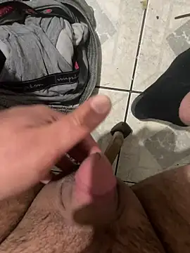 edgher646 online show from 01-04-25, 08:39