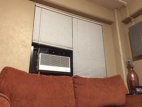 Eboni03 online show from 02-05-25, 06:56
