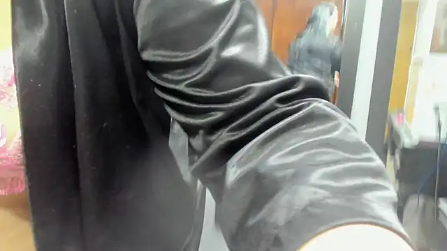 PENELOPELEWISs online show from 03-11-26, 03:33