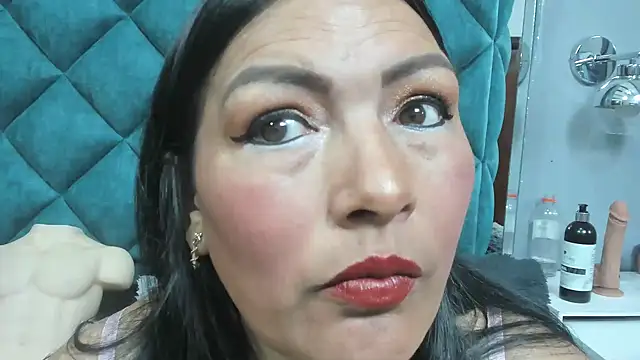 PENELOPELEWISs online show from 02-11-26, 03:06