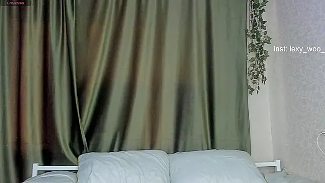 Lexy-Woorhez online show from 03-27-26, 11:22