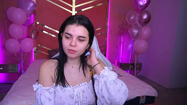 ShinyShyy online show from 02-17-25, 01:44