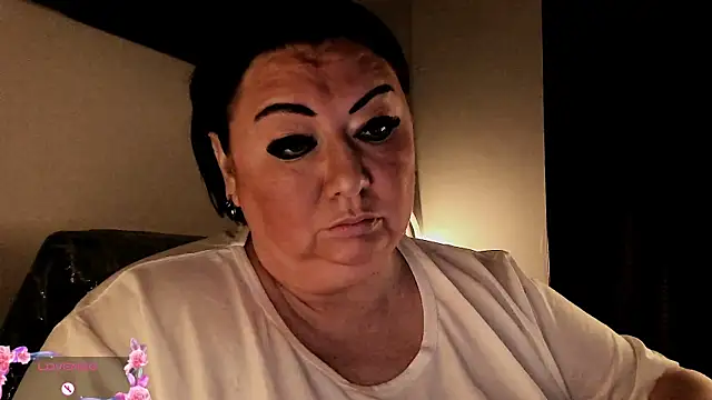 SexxyDreams1 online show from 09-23-25, 03:02