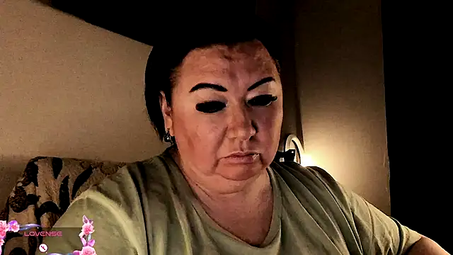 SexxyDreams1 online show from 10-06-25, 06:14