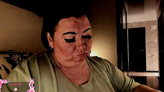 SexxyDreams1 online show from 10-09-25, 05:19