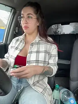 VikiDemi online show from 03-18-25, 12:17