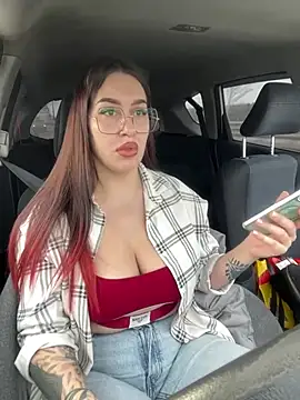 VikiDemi online show from 02-25-25, 11:43