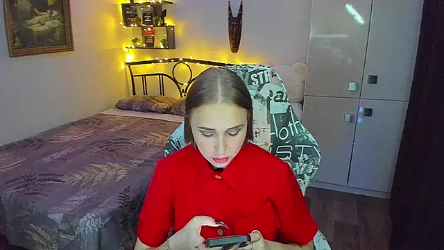 LinaTruly online show from 06-29-26, 10:53