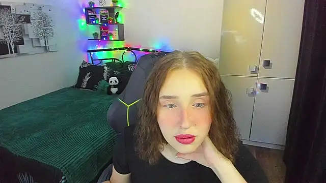 LinaTruly online show from 03-06-26, 10:16