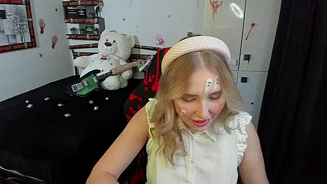 LinaTruly online show from 10-24-25, 09:58