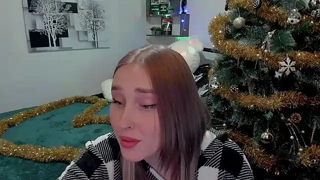 LinaTruly online show from 12-20-24, 08:01
