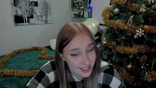 LinaTruly online show from 12-20-24, 11:05