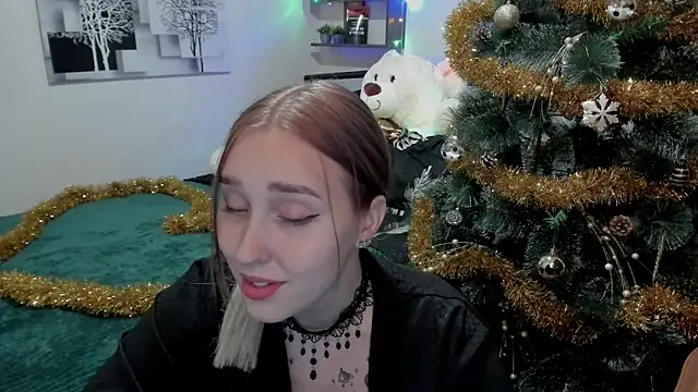 LinaTruly online show from 12-21-24, 11:24
