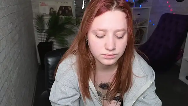 Ruby Rubarb online show from 02-26-25, 05:21