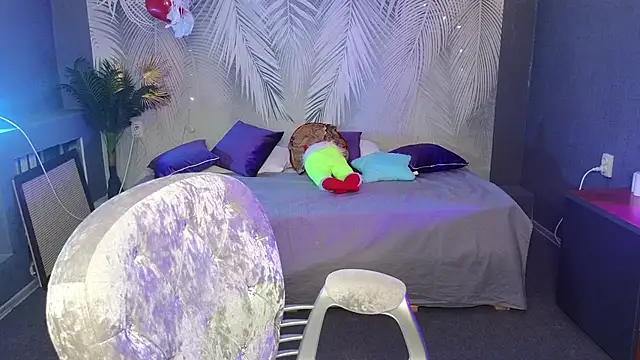 Ruby Rubarb online show from 02-23-25, 05:18