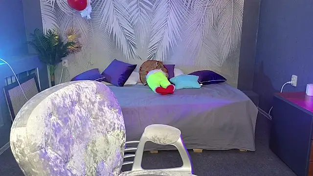 Ruby Rubarb online show from 02-23-25, 02:14