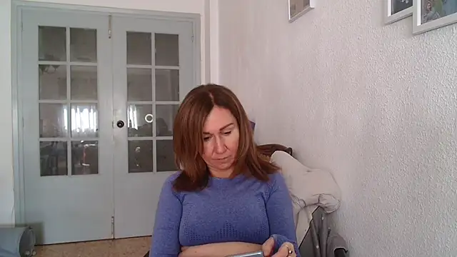 Snapshot of TamaraSweetxo chatting on 02-14-25, 11:42 TamaraSweetxo online show from 02-14-25, 11:42