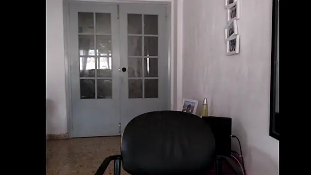 TamaraSweetxo online show from 12-04-25, 10:47