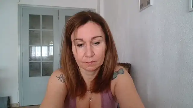 Snapshot of TamaraSweetxo chatting on 02-18-25, 11:00 TamaraSweetxo online show from 02-18-25, 11:00