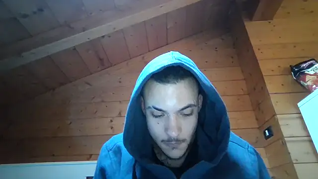 Snapshot of FTM98xxx chatting on 02-06-26, 03:30 FTM98xxx online show from 02-06-26, 03:30