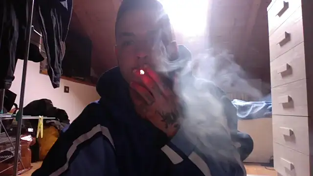 Snapshot of FTM98xxx chatting on 03-05-26, 11:07 FTM98xxx online show from 03-05-26, 11:07