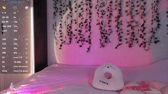 Lessy Lasska online show from 02-14-26, 04:23