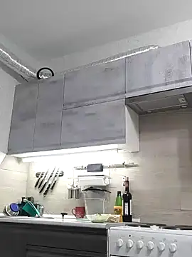 SweetBerryBella online show from 02-11-25, 01:09