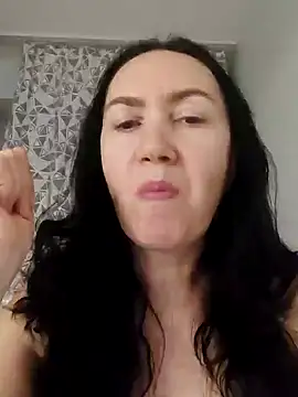 SweetBerryBella online show from 02-21-25, 05:31