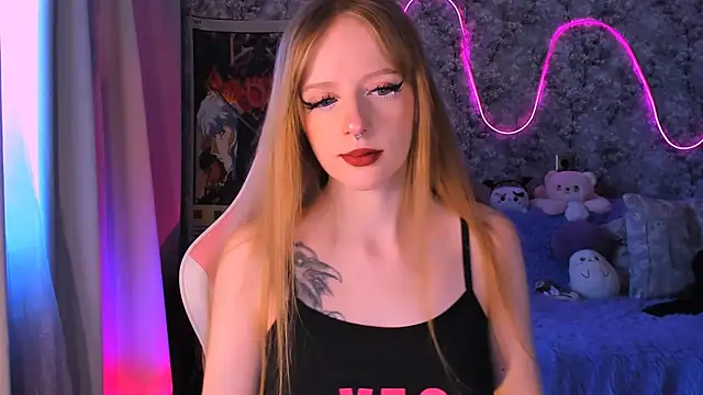 Snapshot of Inma_Lewdness chatting on 03-19-25, 08:34 Inma Lewdness online show from 03-19-25, 08:34