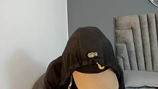 Robin Rief online show from 12-14-25, 03:35