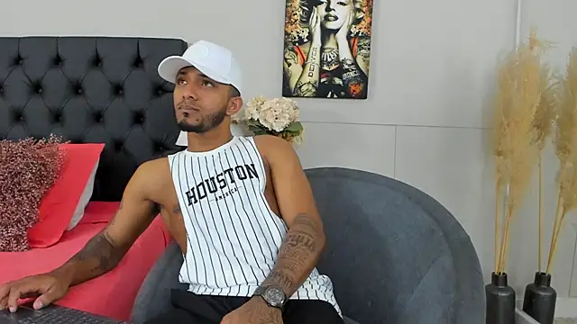 Robin Rief online show from 03-20-25, 03:23