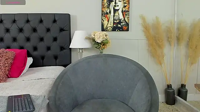 Robin Rief online show from 03-14-25, 03:15