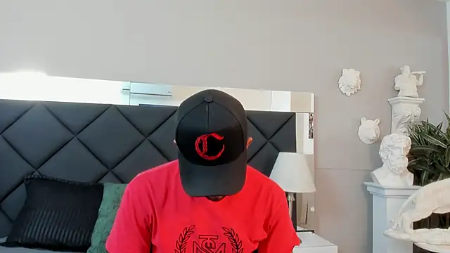 Robin Rief online show from 11-27-25, 03:40