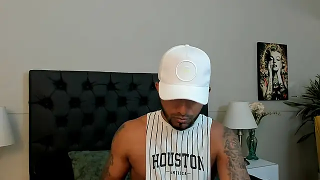 Robin Rief online show from 09-11-25, 03:28