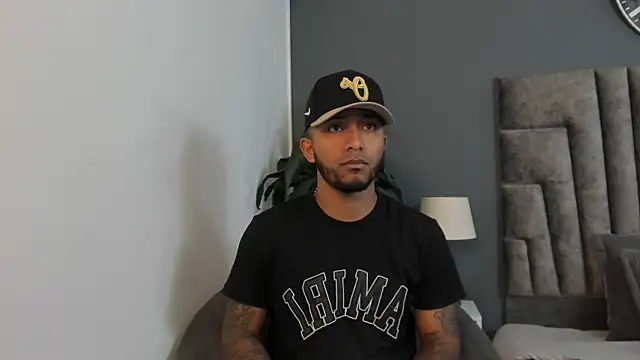 Robin Rief online show from 12-03-25, 03:40