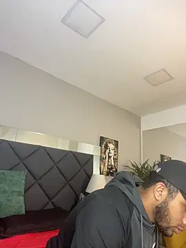 Robin Rief online show from 02-05-26, 03:46