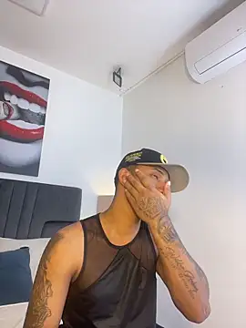 Robin Rief online show from 03-03-26, 03:35